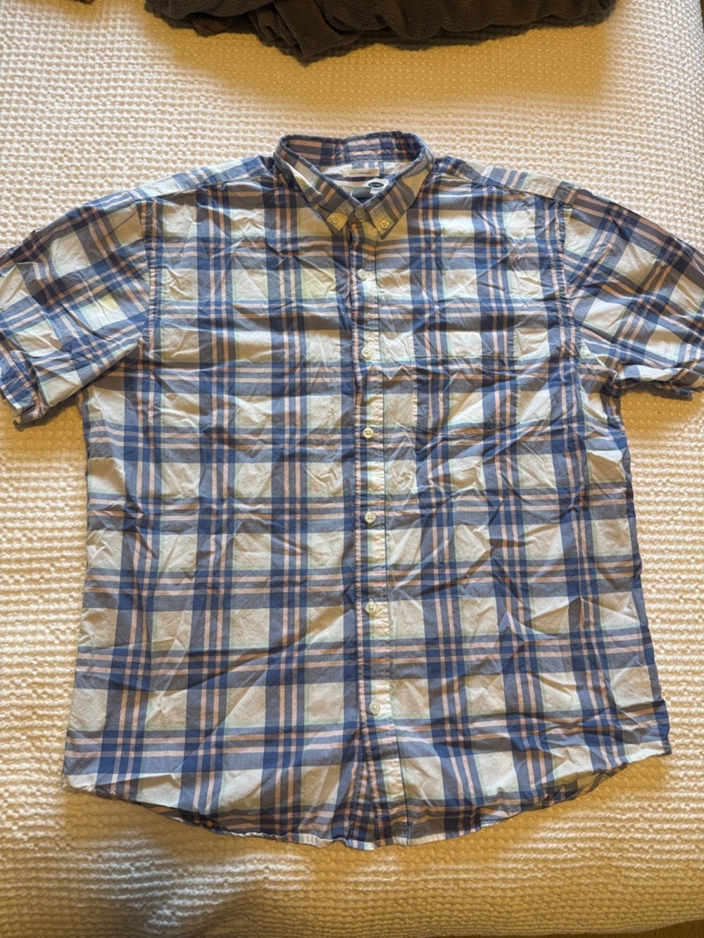 Old Navy Short Sleeve Plaid Button-Down Shirt